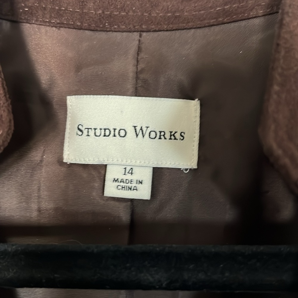 Faux Suede Light Jacket, Chocolate Brown zippered, Studio Works size 14 - Picture 5 of 17